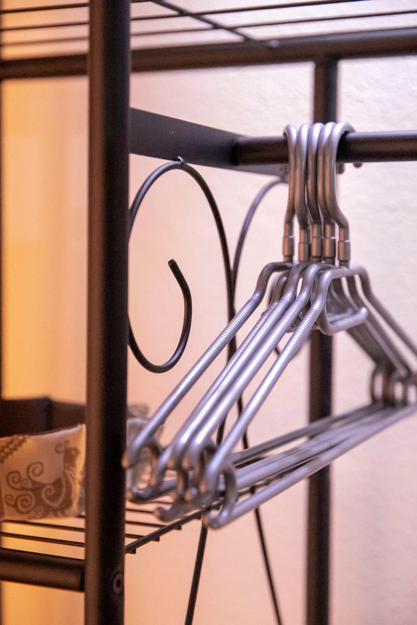 La Torre Del Pozzo Guest House Боза Екстериор снимка